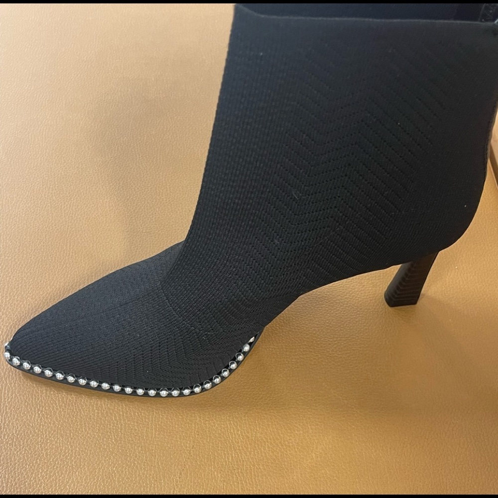 BCBGENERATION Ladies Booties